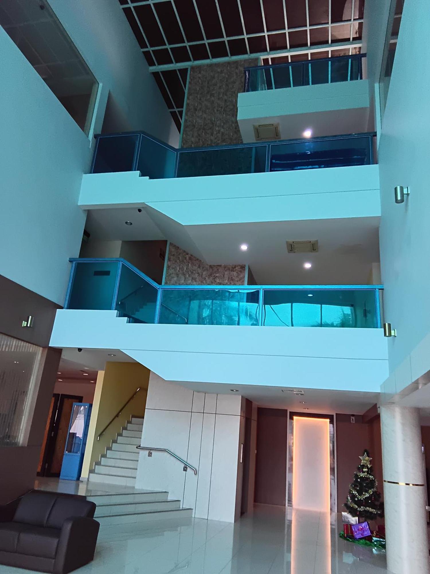 D'Merlion Hotel Pembunuh Exterior foto